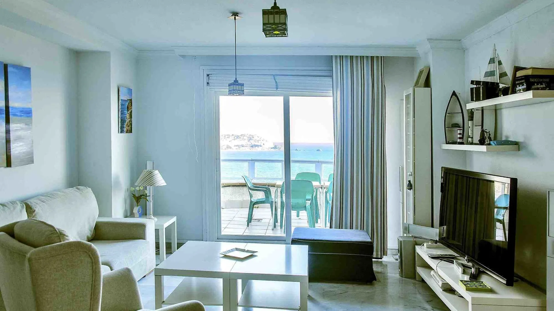 شقة Apartamentos Alkisol Velilla-Taramay