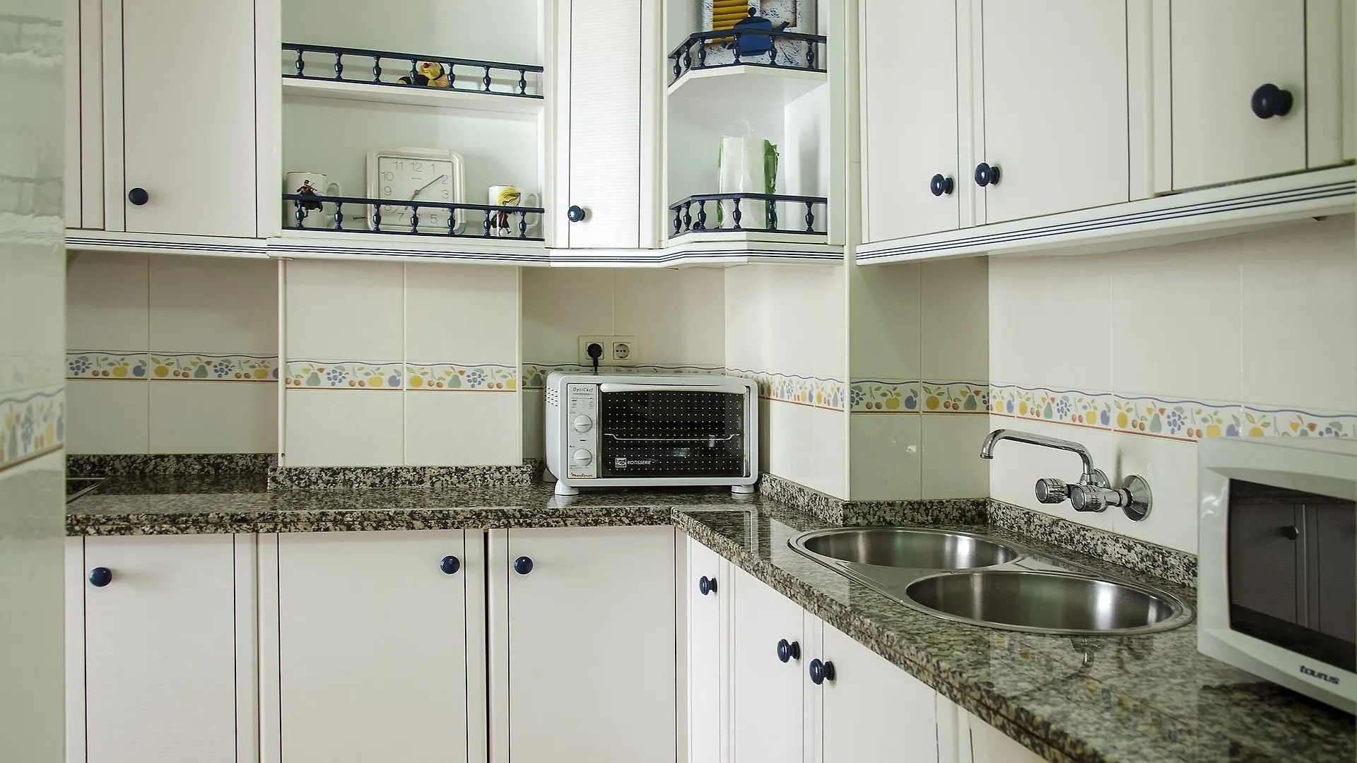 Apartamentos Alkisol Velilla-Taramay Apartment